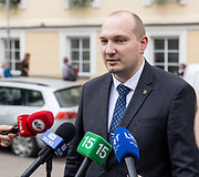 Spaudos konferencija po &Scaron;vietimo ministro susitikimo su &scaron;vietimo profesinių sąjungų vadovais