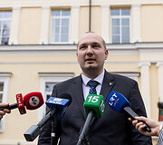 Spaudos konferencija po &Scaron;vietimo ministro susitikimo su &scaron;vietimo profesinių sąjungų vadovais