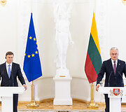 Prezidento Gitano Nausėdos ir Valdžio Dombrovskio spaudos konferencija