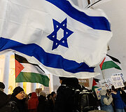 Protestas prie&scaron; nusikaltimus žmoni&scaron;kumui Palestinoje