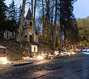 Vėlinių i&scaron;vakarės Antakalnio kapinėse