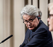 Ingridos &Scaron;imonytės ir Europos Komisijos nario Thierry Bretono spaudos konferencija