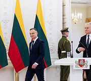 Gitano Nausėdos ir Lenkijos Prezidento Andrzejaus Dudos spaudos konferencija
