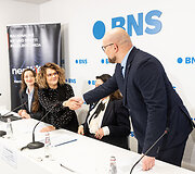Pagalbos linijos norintiems mesti rūkyti pristatymas