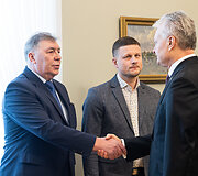 Gitanas Nausėda susitiko su ūkininkų organizacijų atstovais