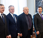 Gitanas Nausėda susitiko su ūkininkų organizacijų atstovais