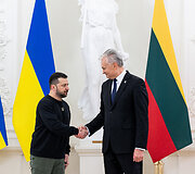 Prezidentūroje įvyko oficiali Ukrainos vadovo Volodymyro Zelenskio pasitikimo ceremonija