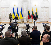 Ukrainos Prezidento Volodymyro Zelenskio ir Lietuvos Prezidento Gitano Nausėdos spaudos konferencija