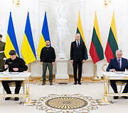 Lietuvos ir Ukrainos Prezidentų bendro parei&scaron;kimo pasira&scaron;ymas