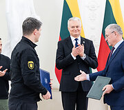 Lietuvos ir Ukrainos Prezidentų bendro parei&scaron;kimo pasira&scaron;ymas