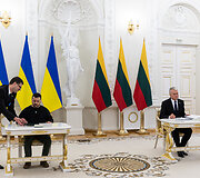 Lietuvos ir Ukrainos Prezidentų bendro parei&scaron;kimo pasira&scaron;ymas