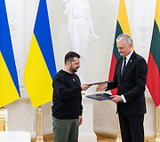 Lietuvos ir Ukrainos Prezidentų bendro parei&scaron;kimo pasira&scaron;ymas