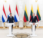 Markas Rutte, Gitanas Nausėda