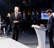 Gitanas Nausėda, Ignas Vėgėlė