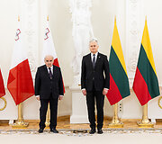 George Vella, Gitanas Nausėda
