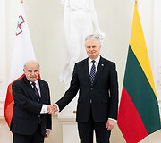 George Vella, Gitanas Nausėda
