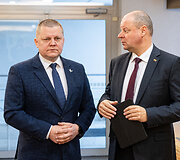 Dainius Gaižauskas, Saulius Skvernelis