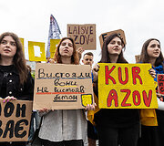 Azovstalio kalinių palaikymo eisena