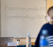 Vilniaus Antakalnio gimnazijoje laikomas lietuvių kalbos ir literatūros brandos egzaminas