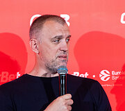 Nikola Vujčičius