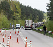 Sunkvežimių eilė link Medininkų