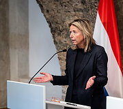 Kajsa Ollongren