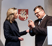 Kajsa Ollongren, Laurynas Kasčiūnas