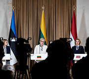 Kaja Kalas, Ingrida &Scaron;imonytė, Evika Silina