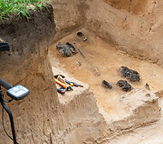 Verkių dvarvietėje pristatomas archeologinis atradimas &ndash; aptikti XIII&ndash;XIV amžių kapai