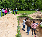 Verkių dvarvietėje pristatomas archeologinis atradimas &ndash; aptikti XIII&ndash;XIV amžių kapai