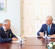 Kazys Starkevičius, Gitanas Nausėda