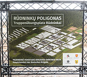 Simbolinės kapsulės įkasimas Rūdninkų poligone