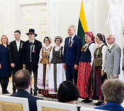 Lietuvos dainų &scaron;ventės &bdquo;Kad giria žaliuotų&ldquo; kūrėjų pagerbimo ceremonija