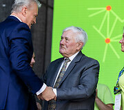 Gitanas Nausėda, Valdas Adamkus 