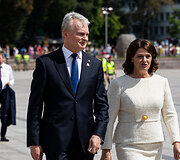 Gitanas Nausėda, Diana Nausėdienė