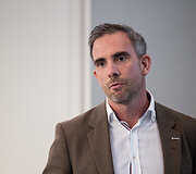 Erik Centerv&auml;rn