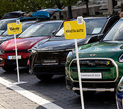 &bdquo;eJudėjimo&ldquo; festivalyje esantys automobiliai