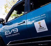 &bdquo;eJudėjimo&ldquo; festivalyje esantys automobiliai