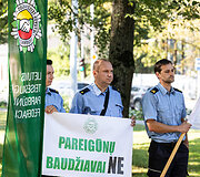Lietuvos teisėsaugos pareigūnų federacijai priklausančių profesinių sąjungų piketas