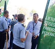 Lietuvos teisėsaugos pareigūnų federacijai priklausančių profesinių sąjungų piketas