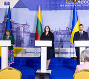 Marija Pejčinovič Burič, Ewelina Dobrowolska, Petro Be&scaron;ta