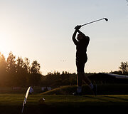 ŽMONĖS golfo turnyro uždarymas