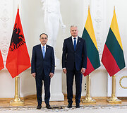 Bajram Begaj, Gitanas Nausėda