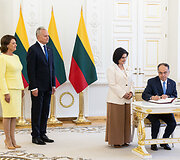 Diana Nausėdienė, Gitanas Nausėda, Armanda Begaj, Bajram Begaj