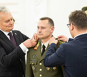 Gitanas Nausėda, Aurelijus Alasauskas
