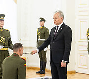 Gitanas Nausėda