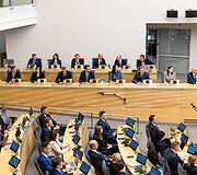 Seime prisiekė naujosios vyriausybės ministrai