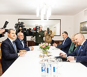 Seime susitiko Lietuvos socialdemokratų partijos su Lietuvos valstiečių ir žaliųjų sąjungos atstovais