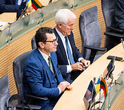 Tryliktasis Lietuvos Respublikos Seimas susirinko į paskutinį posėdį