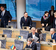 Tryliktasis Lietuvos Respublikos Seimas susirinko į paskutinį posėdį